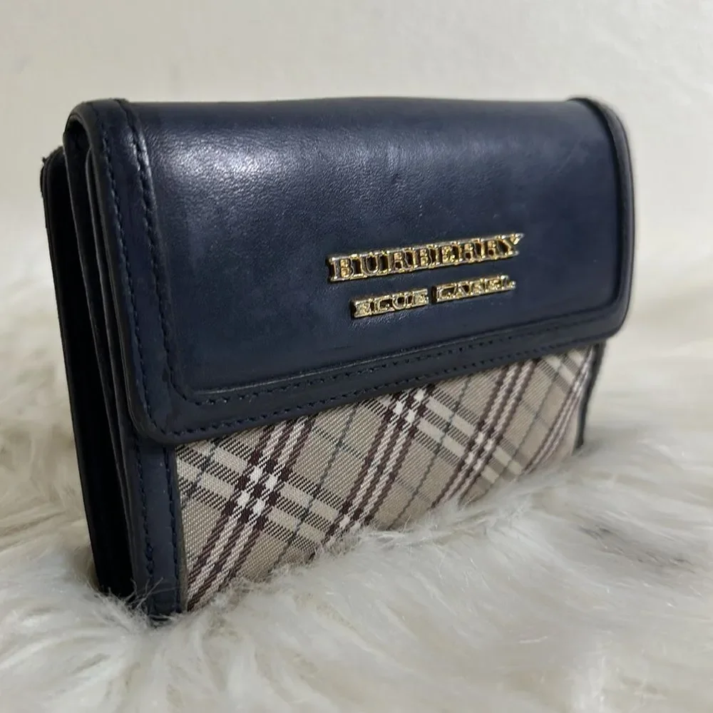 💯Authentic Burberry Blue Label Short Wallet 🍀
